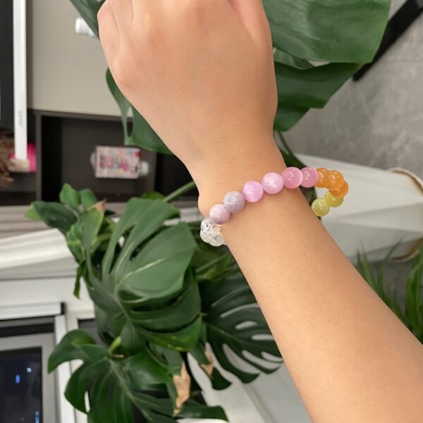 "Healing“ Rainbow Selenite Bracelet - Image 4