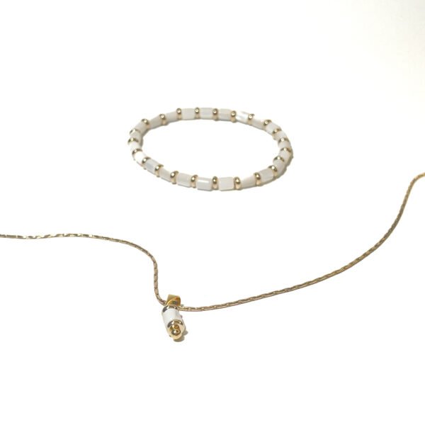 Mother-of-pearl Column Bead Bracelet - Image 3