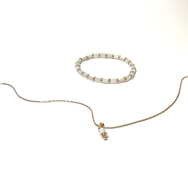Mother-of-pearl Column Bead Bracelet - Image 2